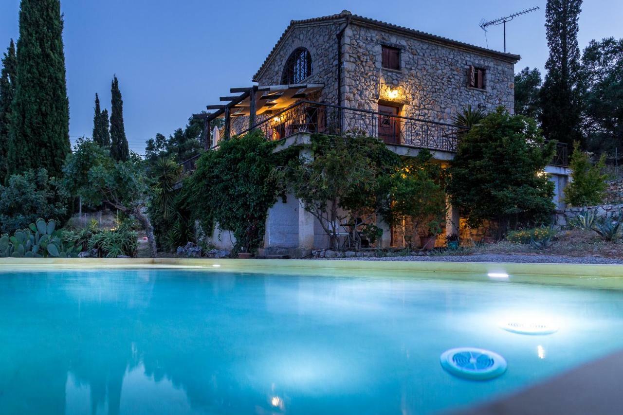 Villa Melite Agios Nikolaos  Buitenkant foto